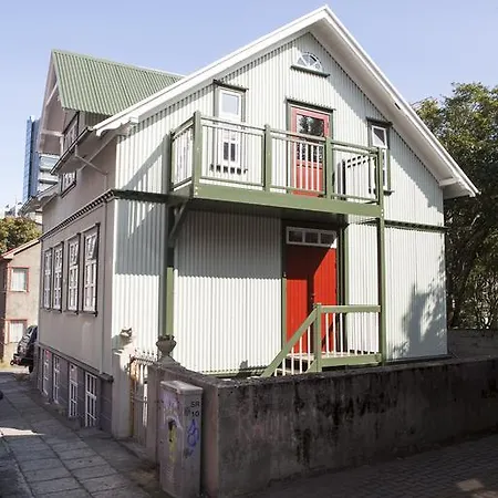 Apartment Old Charm *