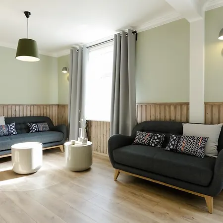 Apartment Old Charm