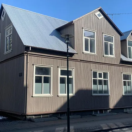 Old Charm Apartment Reykjavik